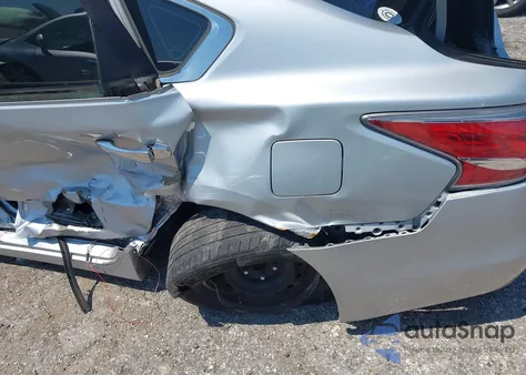 2015 Nissan Altima 2.5/2.5 S/2.5 Sl/2.5 Sv from USA, damaged, VIN 1N4AL3AP4FN332226